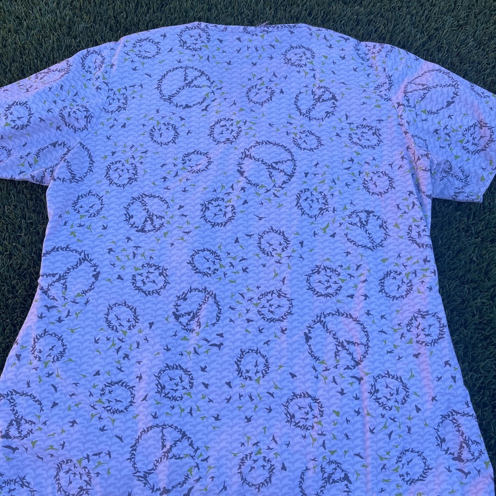 Women’s scrub top